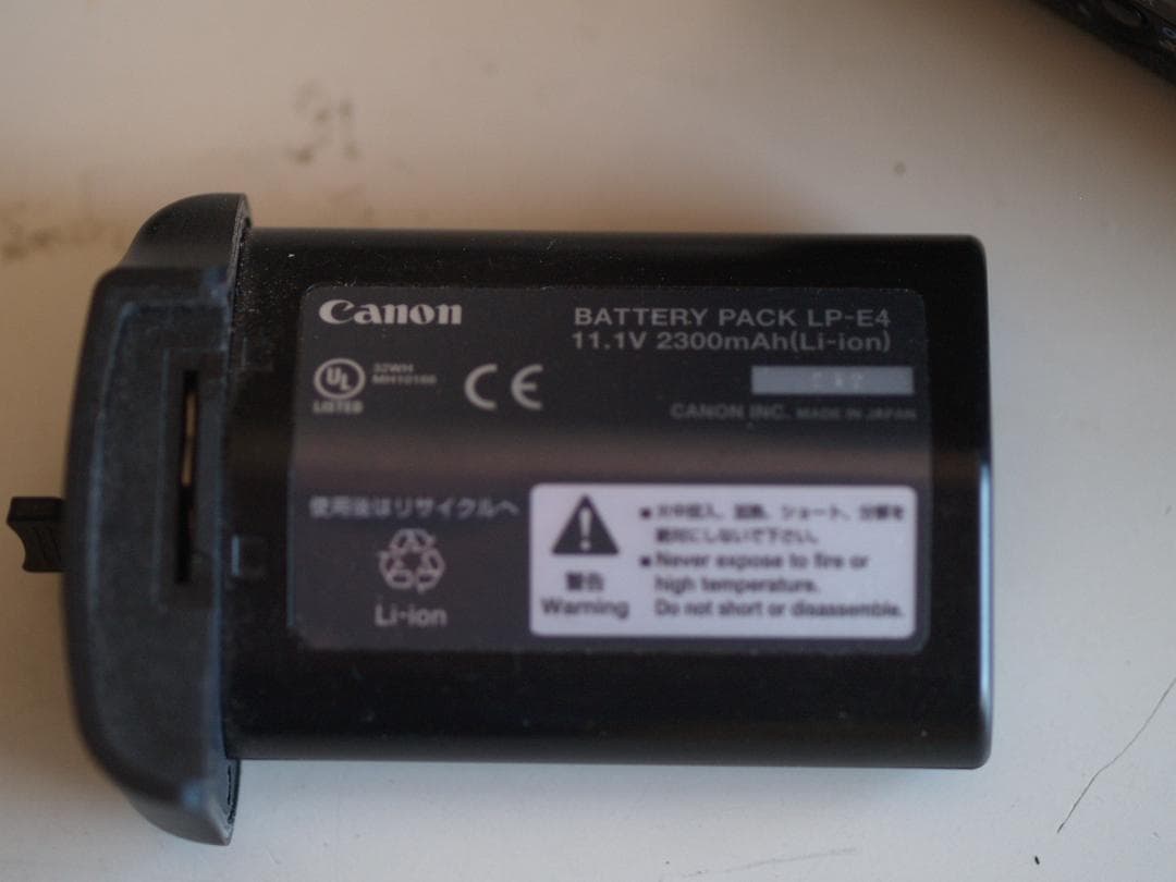 T*s様 Canon EOS-1 Ds Mark III 本体とアクセサリー