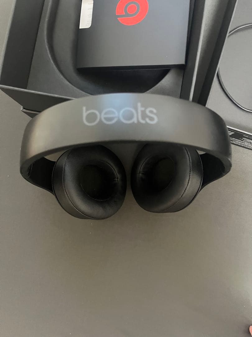 Beats Studio3 Proワイヤレスヘッドフォン ブラック