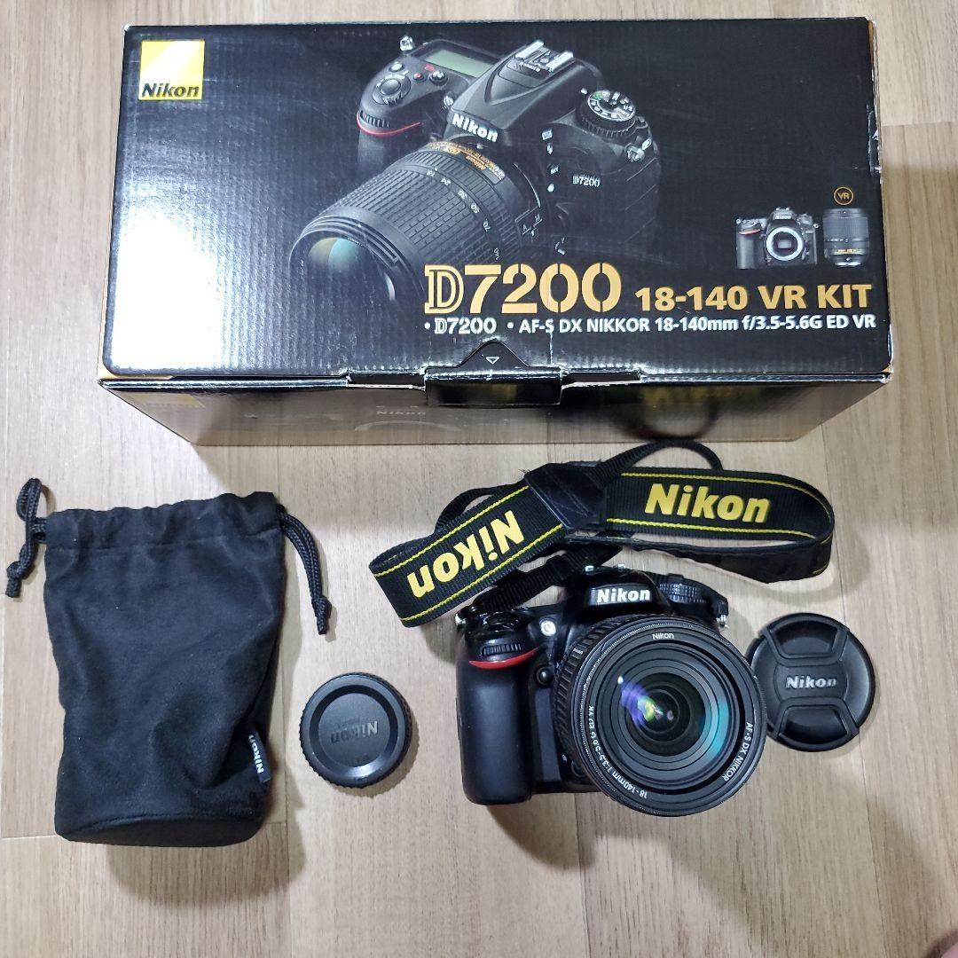 Nikon D7200 18-140 VR KIT　箱あり