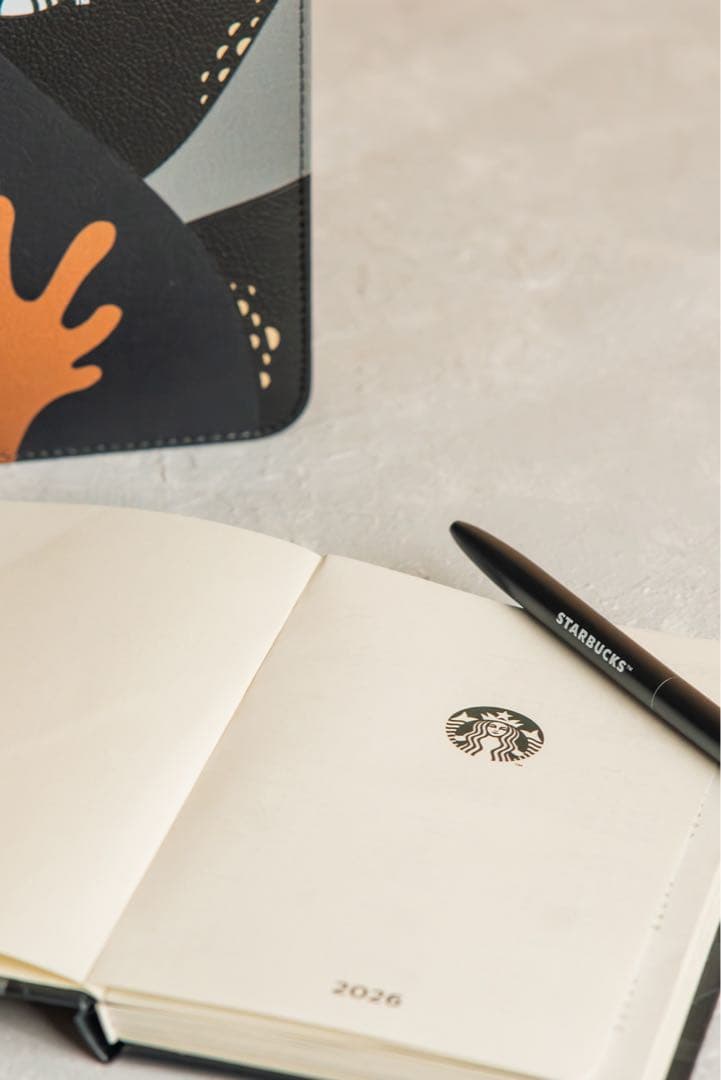 激レア入手困難！お得なセット　海外スタバ2026年ダイアリー