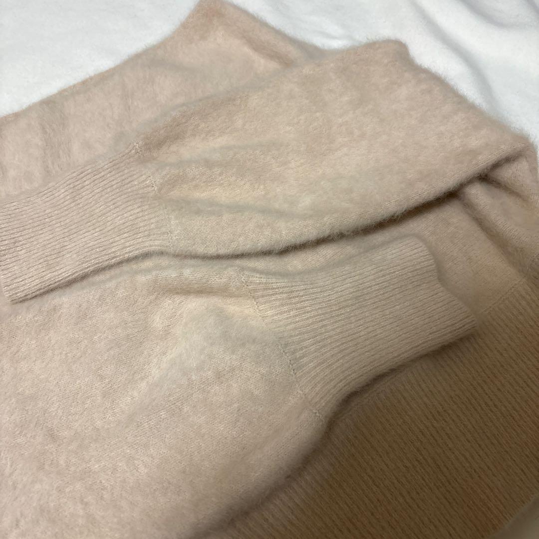 【美品】anuans ラクーンフォックスオフショルニットプルオーバー LBEG