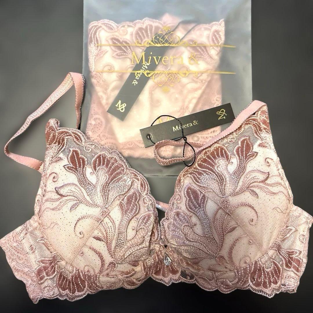 【新品未使用】Mivera & ピンクブラジャーショーツセット　みゆうちゃん