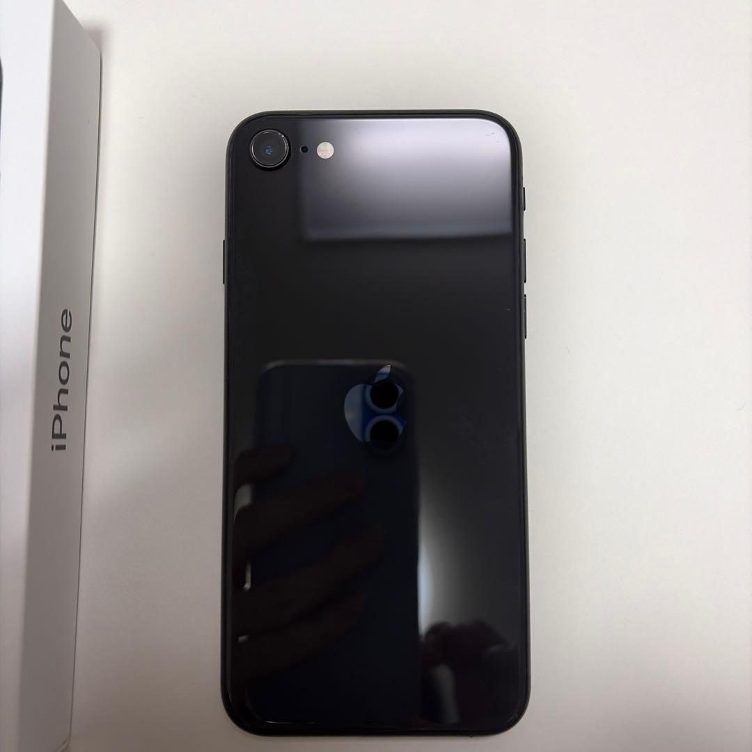 iPhone SE (第2世代) 64gb ブラック 本体