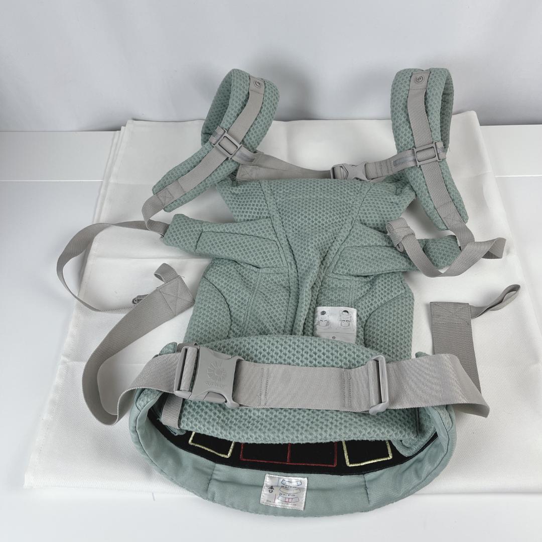 希少☘️　廃盤カラ―　エルゴベビー　オムニブリーズ　ミントグリーン