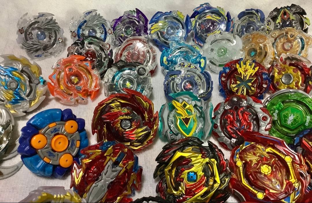 ア*ル様 メタルファイトベイブレード、ベイブレードバースト 全部まとめ売り オー
