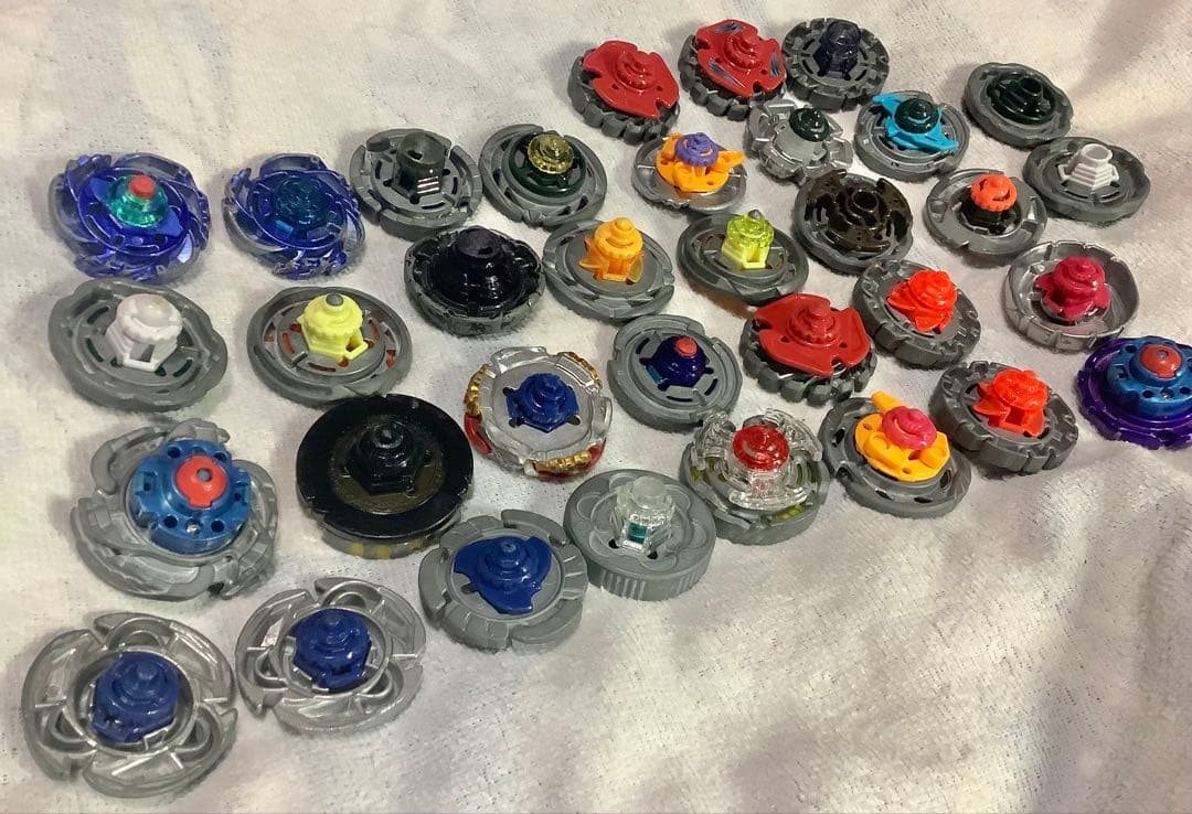 ア*ル様 メタルファイトベイブレード、ベイブレードバースト 全部まとめ売り オー