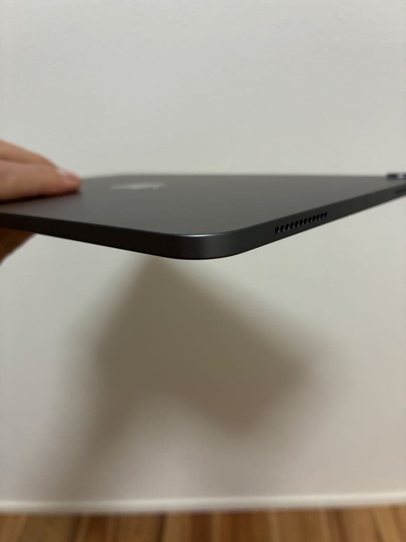 iPad Air 第5世代 M1 64GB スペースグレー 最大容量97% 美品