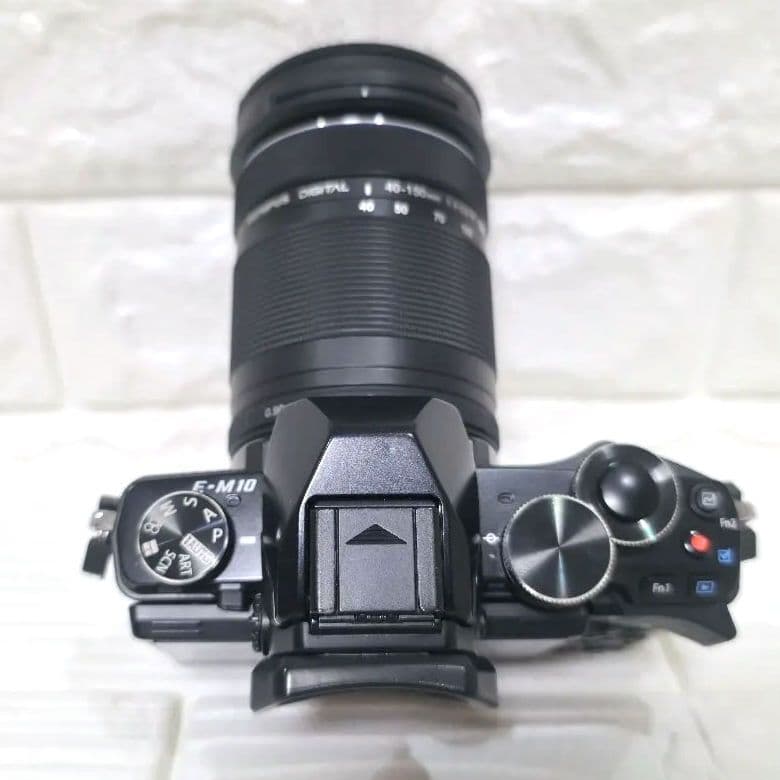 481美品】OLYMPUS OM-D E-M10 MarkⅡ ダブルズームキット