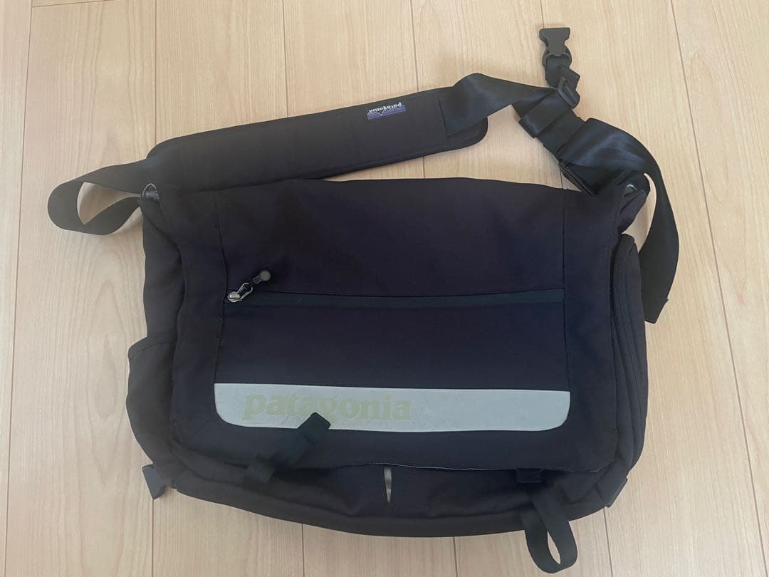 Patagonia メッセンジャーバッグ　y2k vintage