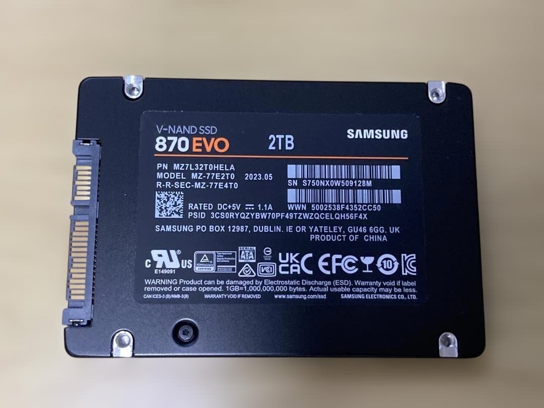 Samsung 870 EVO 2TB SSD 中古