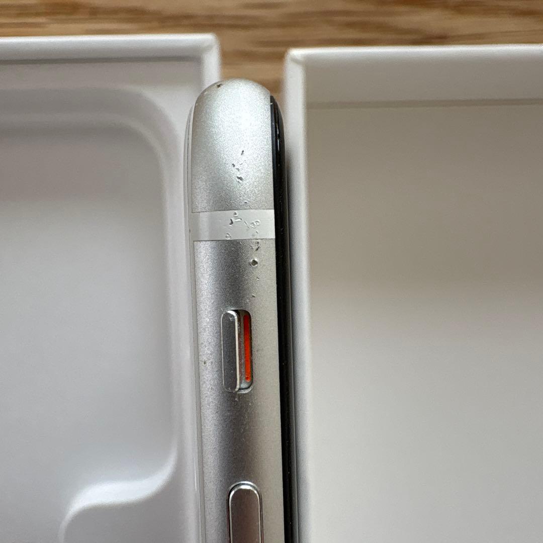 iPhone SE2 ホワイト 64GB