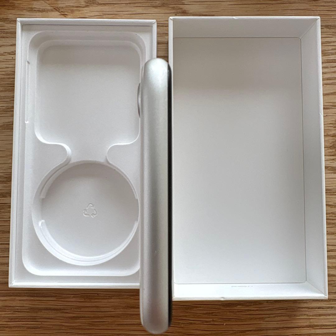 iPhone SE2 ホワイト 64GB