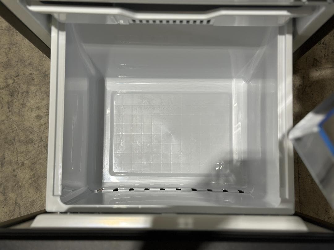 ハイセンス 2ドア冷蔵庫 135L HR-G13C-BR 右開き 23年製