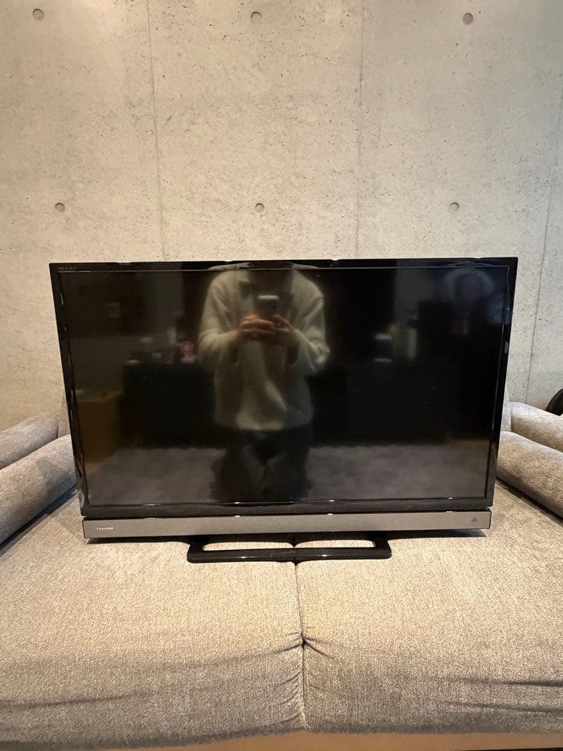 【極美品】東芝 REGZA レグザ 32V型32V30 2016年製