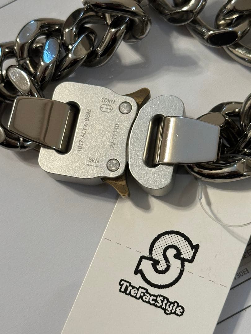 Alyx バックルネックレス