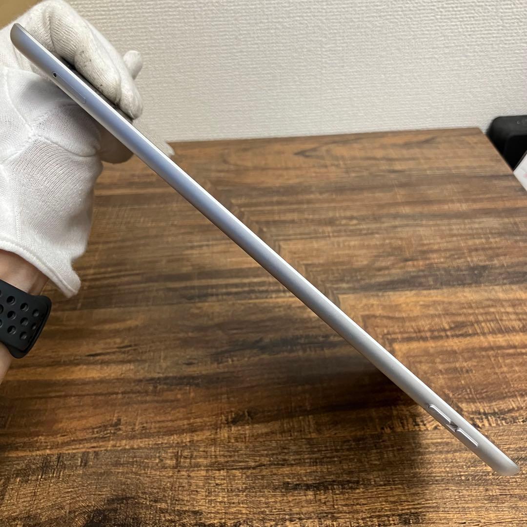 iPad 第9世代 64GB Wi-Fi+Cellularモデル シルバー