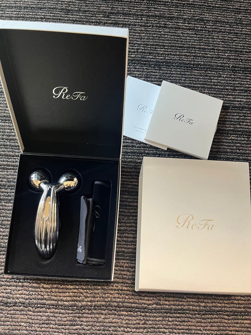 【ほぼ新品】ReFa CARAT RAY リファカラット