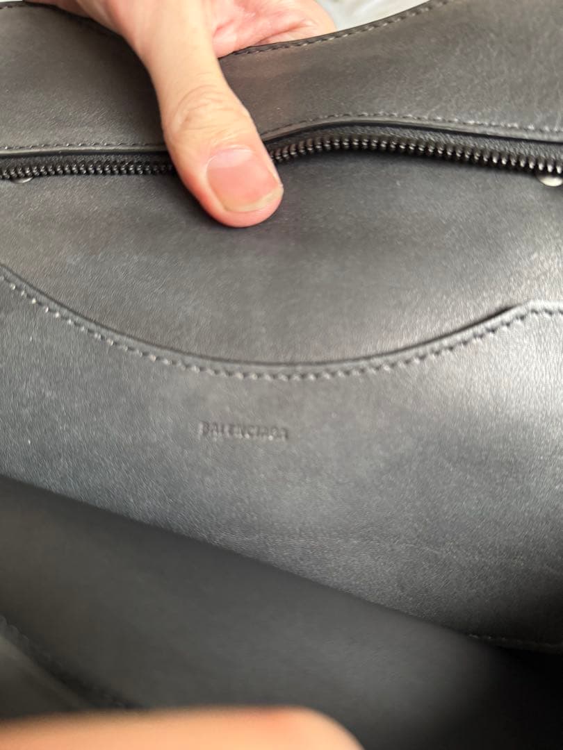 BALENCIAGA ネオクラシックシティー ミディアム　city