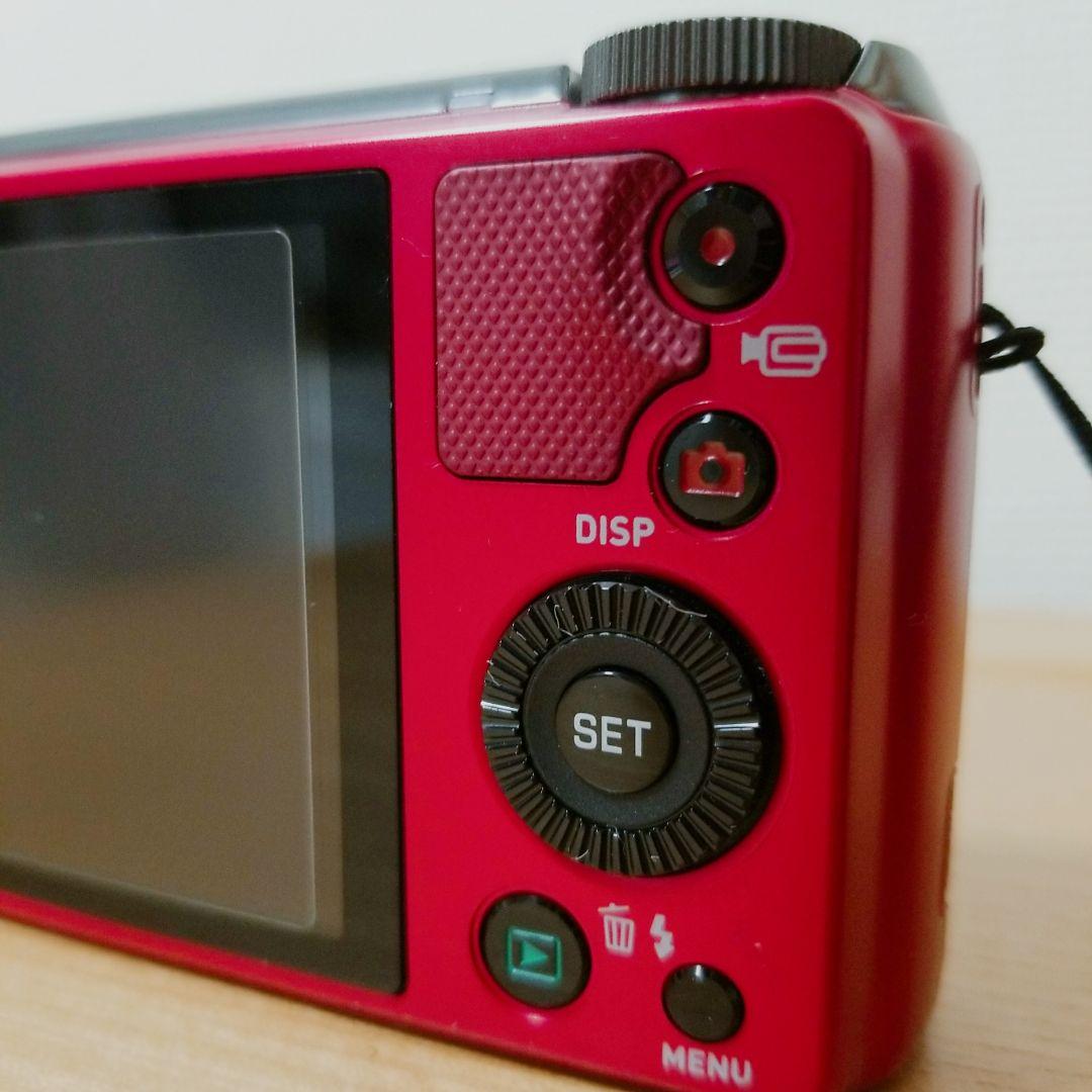 極美品　CASIO デジタルカメラ　EXLIM EX-ZR800　レッド