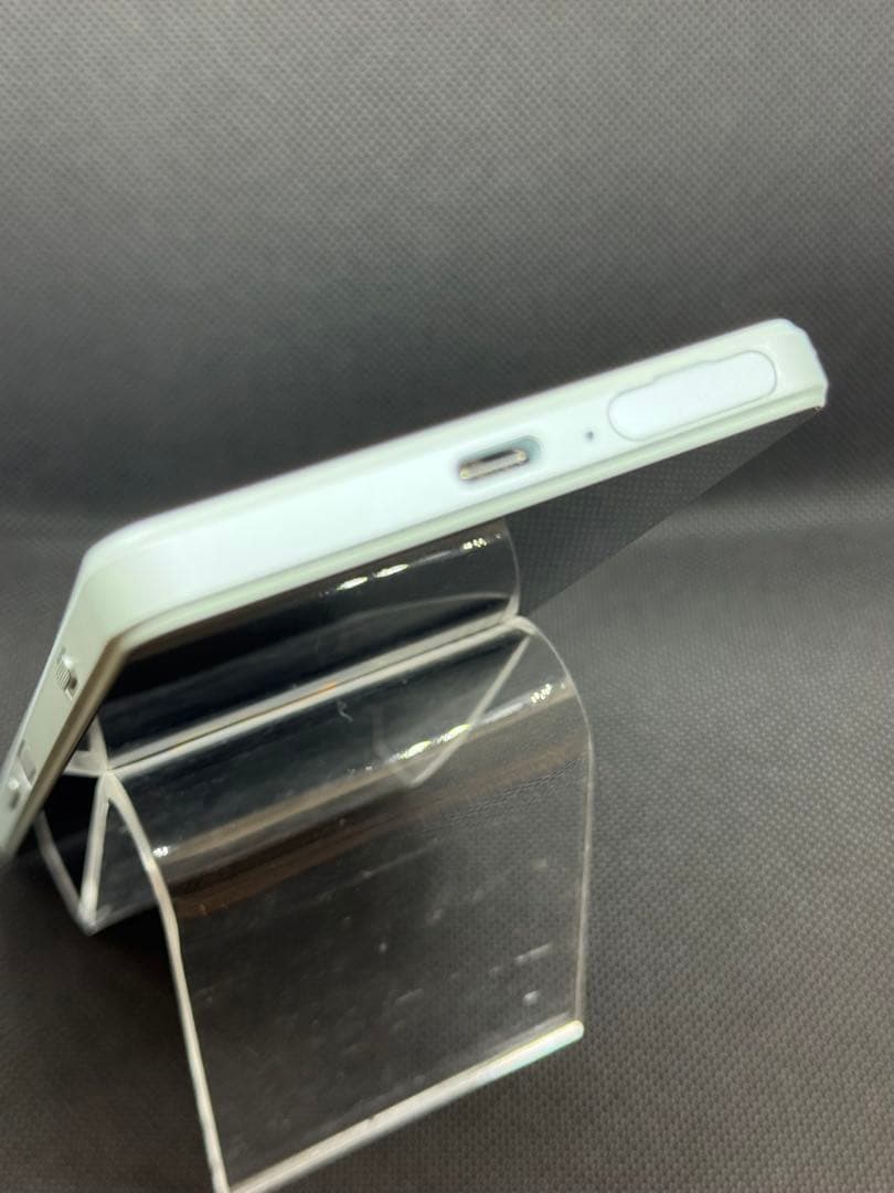 【超美品】SONY Xperia 1 IV アイスホワイト SO-51C