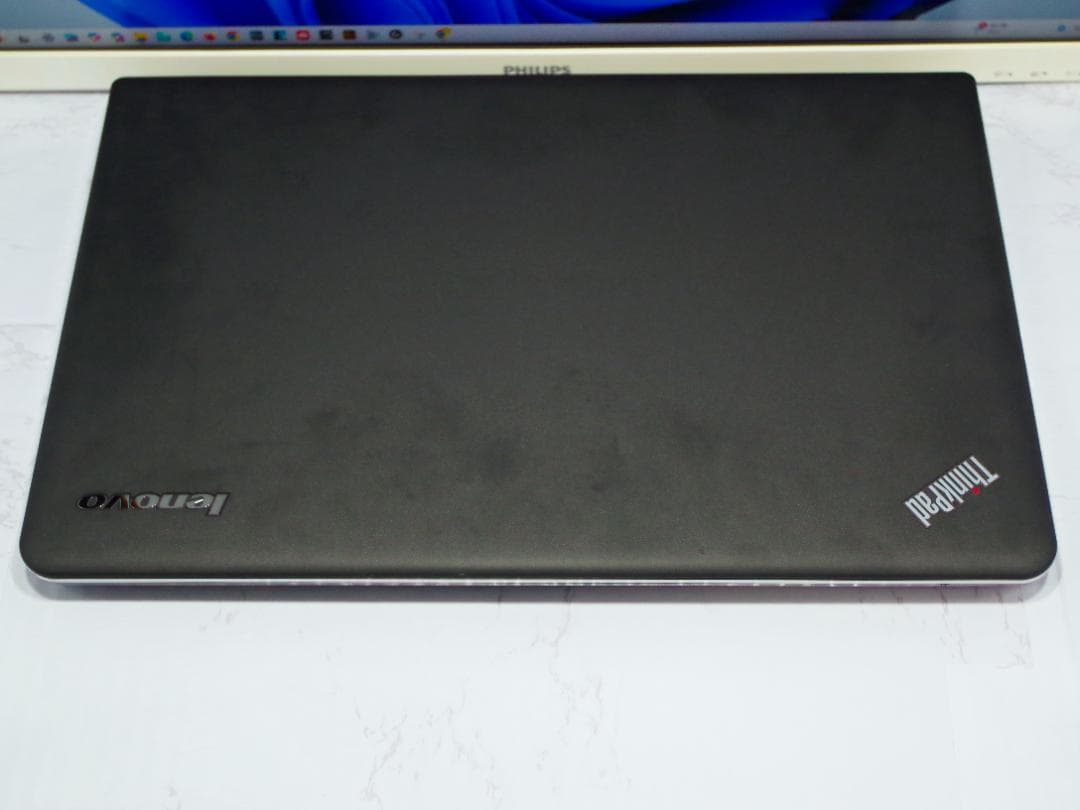 Lenovo ThinkPad　★メモリ8G　320G Win11 Office
