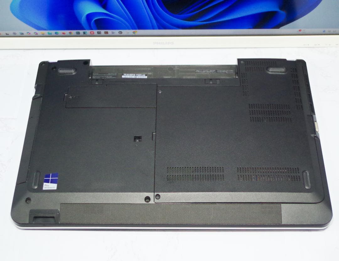 Lenovo ThinkPad　★メモリ8G　320G Win11 Office