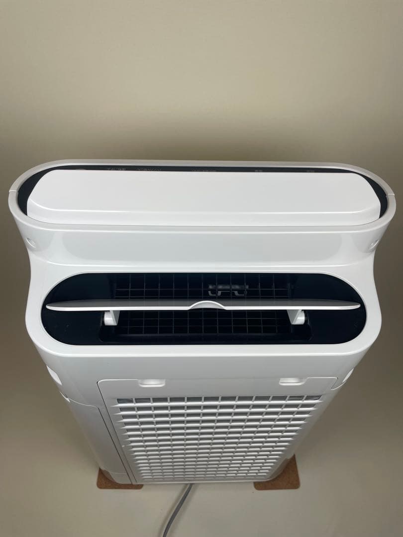 美品　シャープ 加湿空気清浄機 高濃度プラズマクラスター7000 2023年製