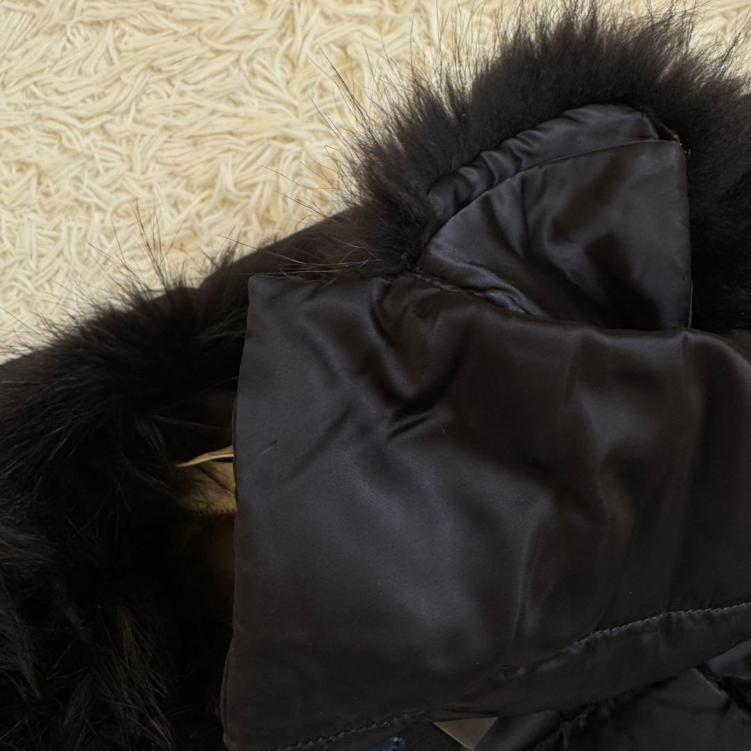 専用　プラダ　ダウンコート　ラクーンファー　ロゴベルト　Lサイズ　ブラック