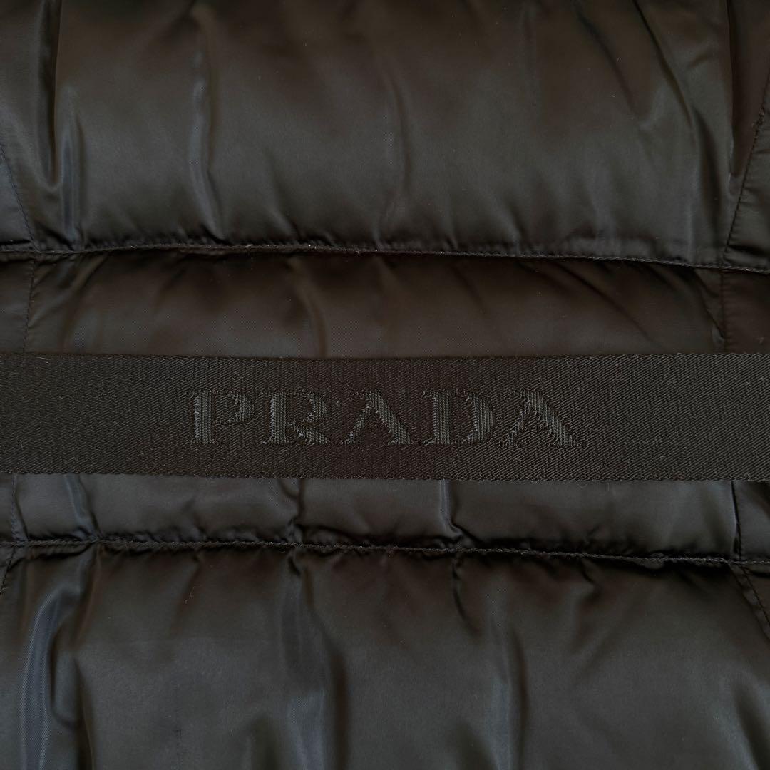 専用　プラダ　ダウンコート　ラクーンファー　ロゴベルト　Lサイズ　ブラック