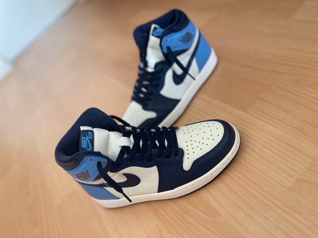 NIKEエアジョーダン1 オブシディアン