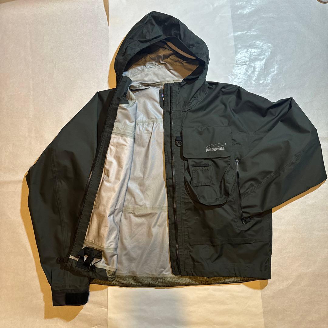 ウェア patagonia sst jacket