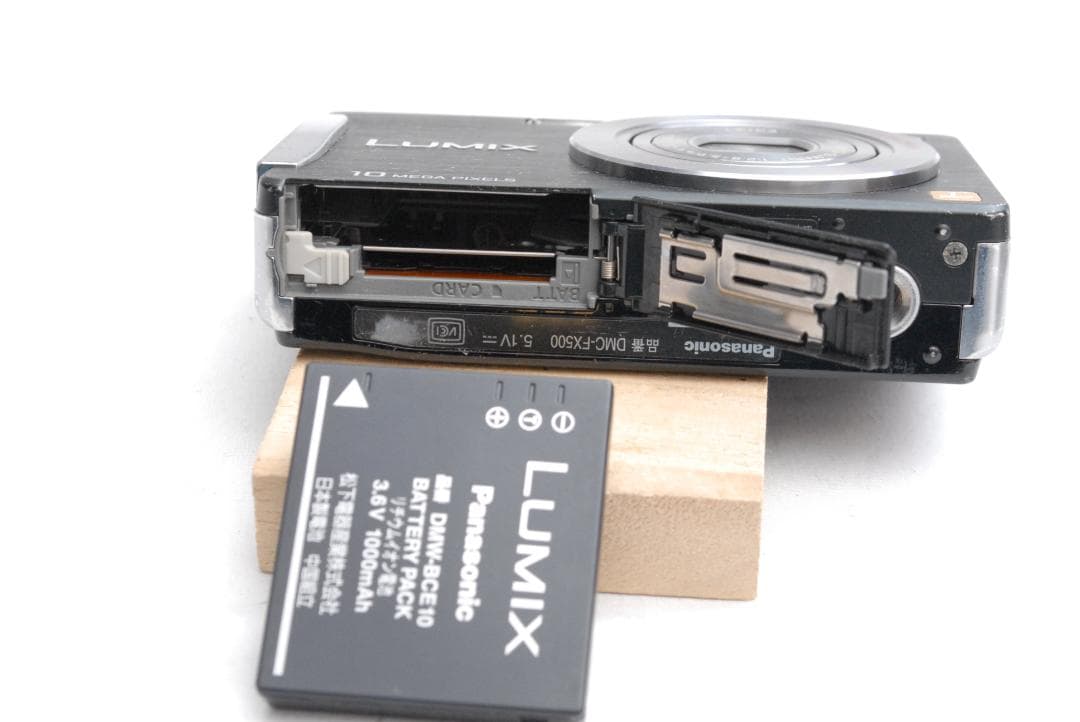 Panasonic LUMIX DMC-FX500 (良品）