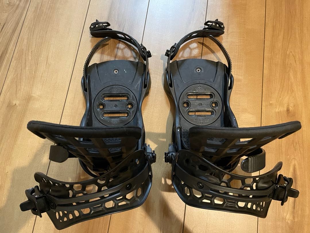 UNION ATLAS 18-19モデル　スノーボードビンディング