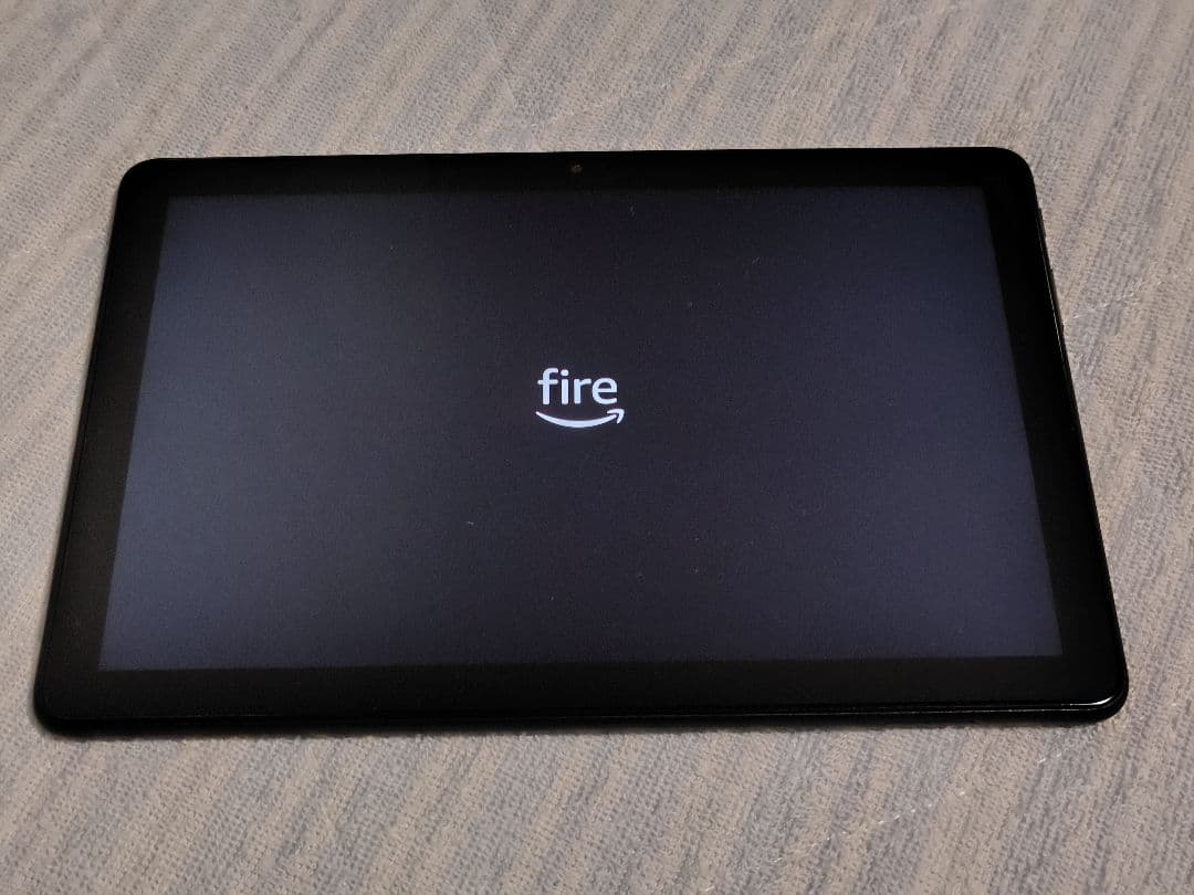 Amazon Fire HD 10 第13世代 32GB 純正カバー付き