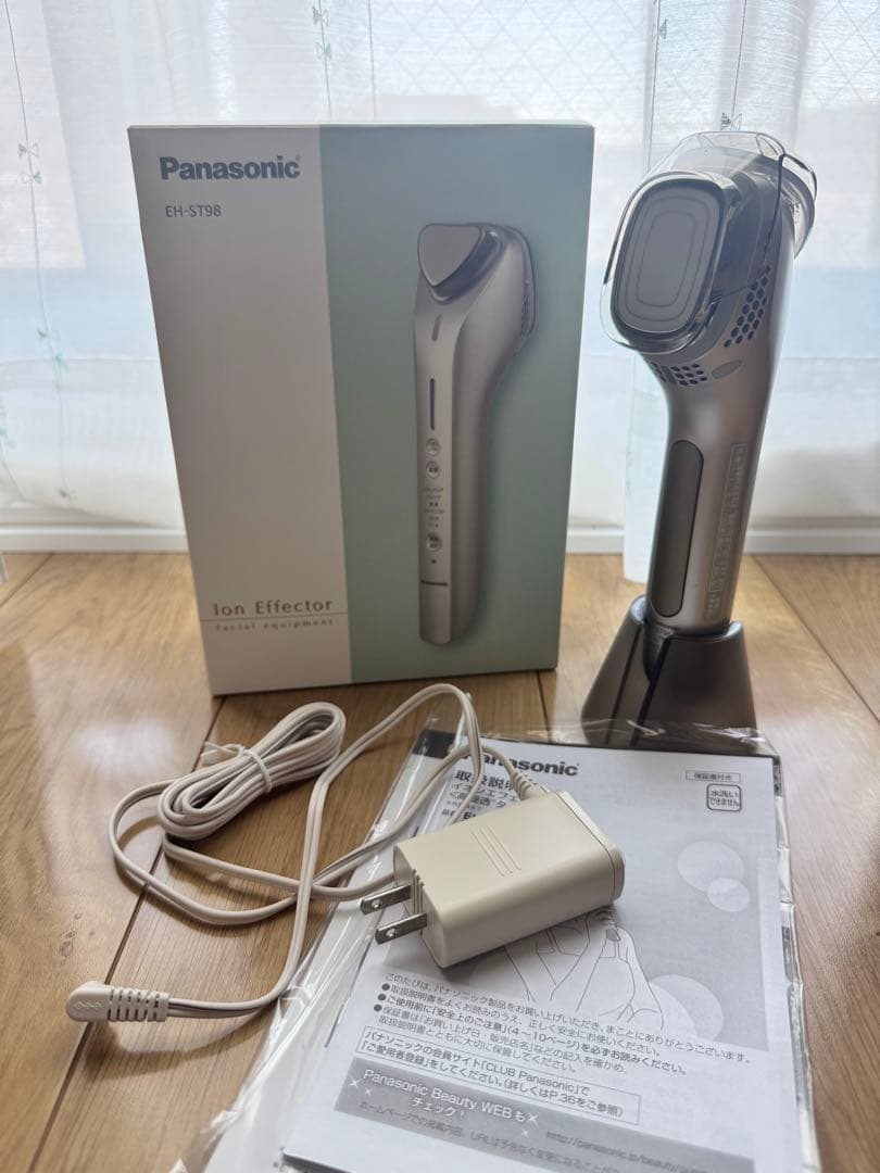 【箱あり】美顔器 パナソニック EH-ST98-N 導入美顔器イオンエフェクター