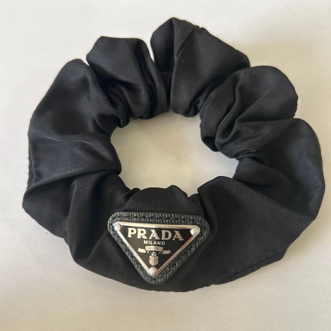 正規品 PRADA ブラック ヘアシュシュ RE-NYLON
