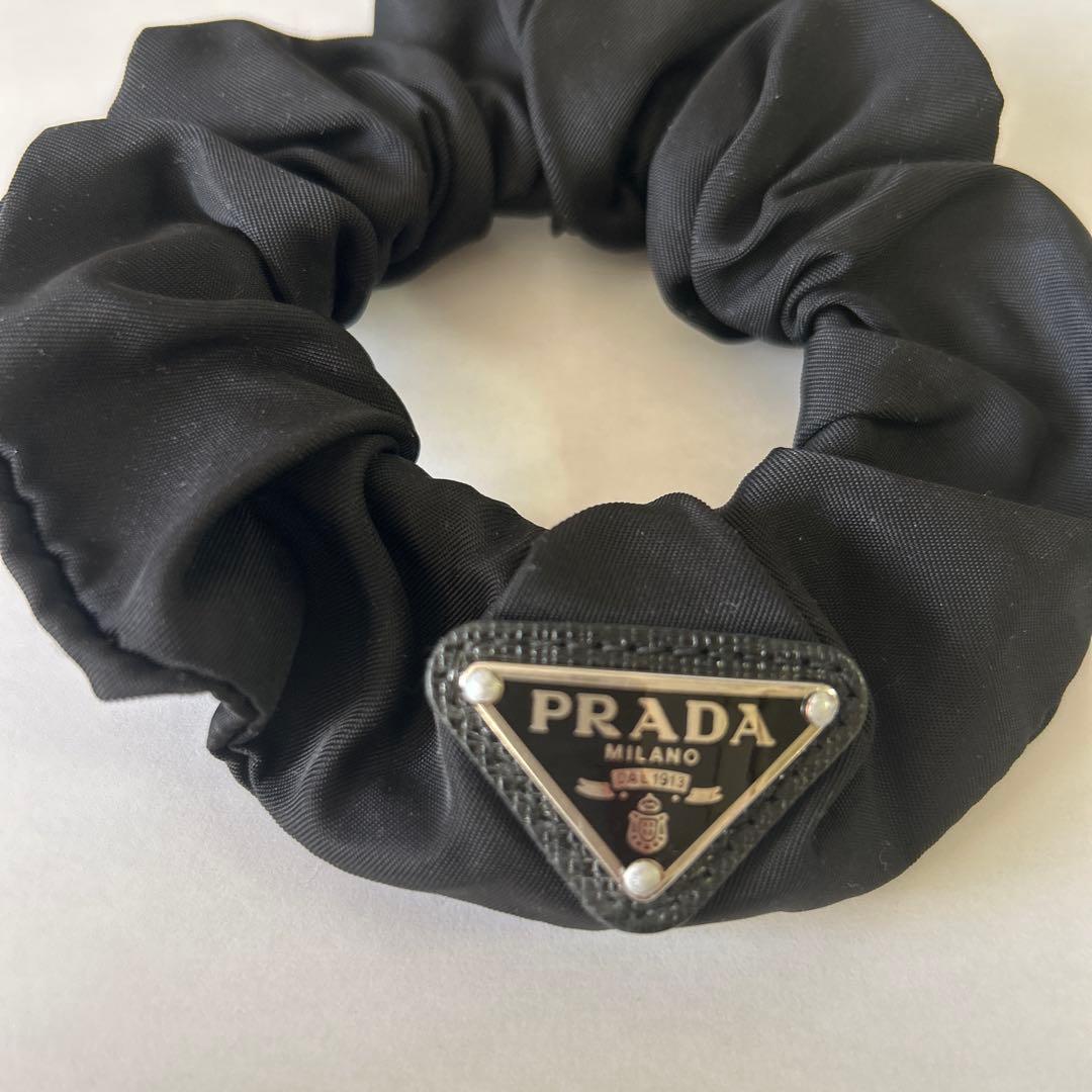 正規品 PRADA ブラック ヘアシュシュ RE-NYLON