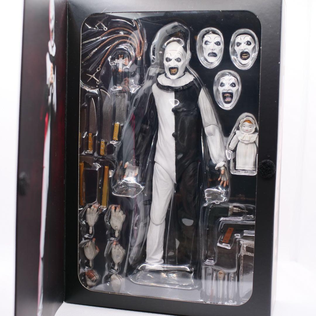 NECA（ネカ）テリファー　アート・ザ・クラウン　アルティメット フィギュア