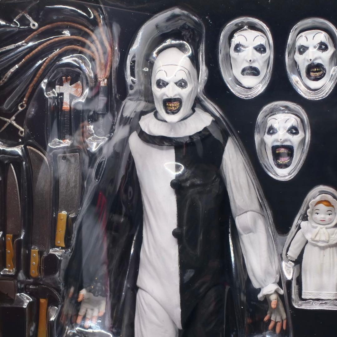 NECA（ネカ）テリファー　アート・ザ・クラウン　アルティメット フィギュア