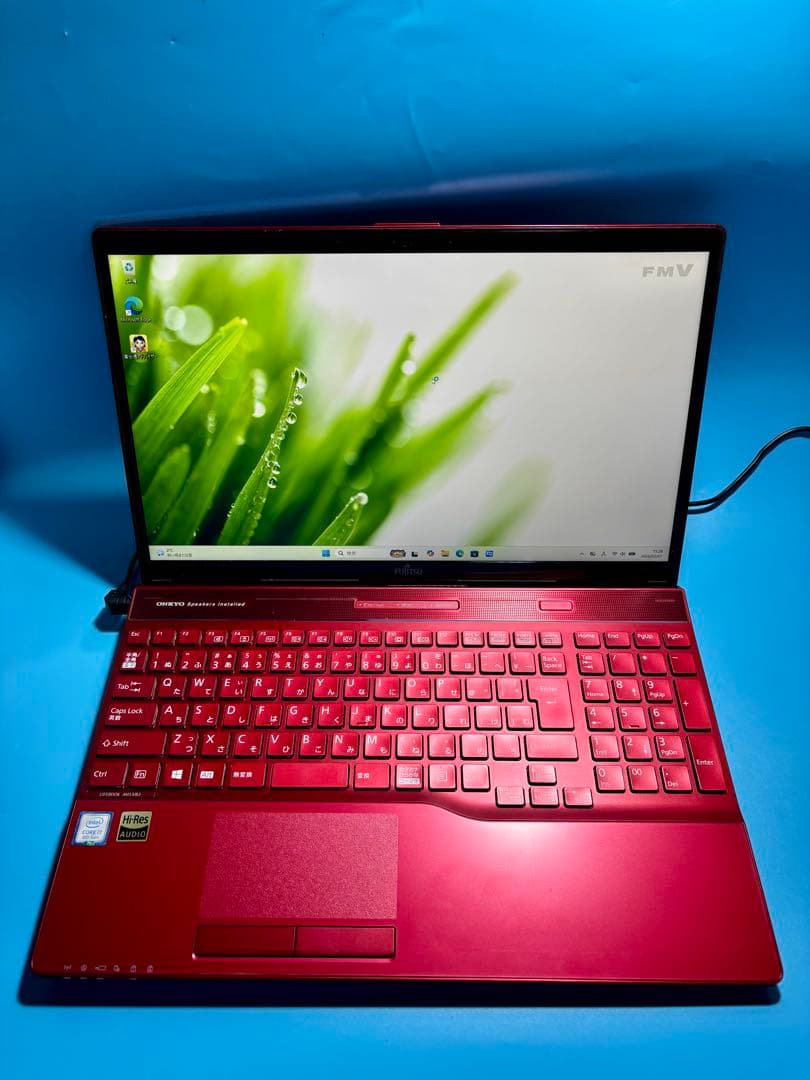 富士通 LIFEBOOK AH53/B3 i7 8550U 32GB 2TB