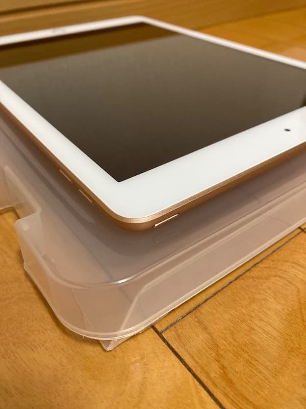 Apple iPad 第6世代 32GB wifiモデル ゴールド