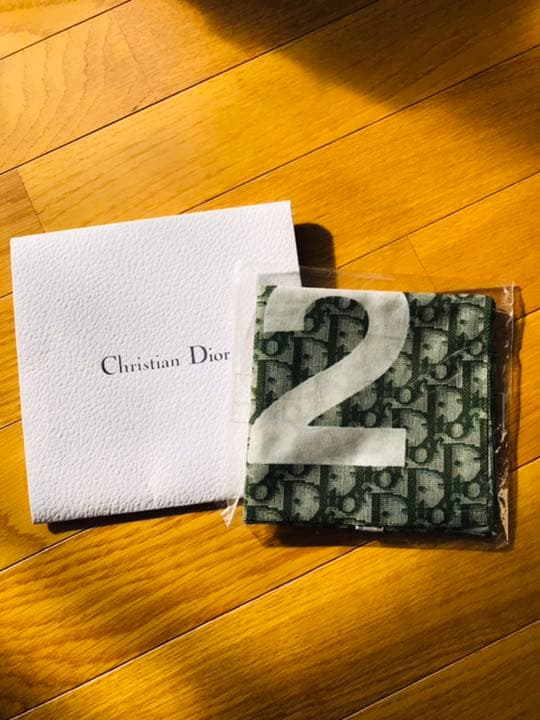 クリスチャンディオールトロッター柄ハンカチーフ