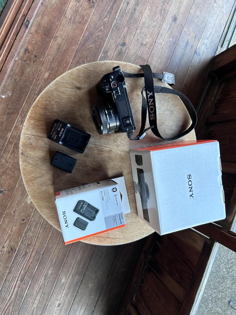 SONY α ZV-E10 デジタル一眼カメラ SDカード,保証,バッテリー付