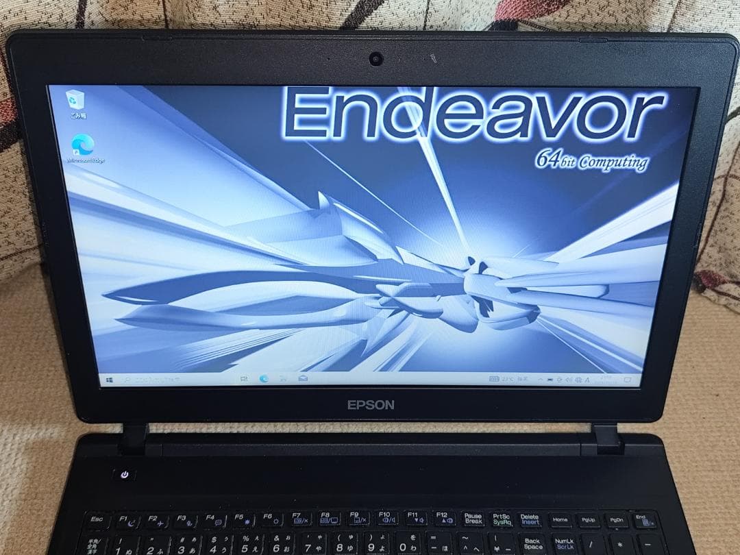 EPSON Endeavor NJ4000 第6世代Ci5 SSD搭載カメラ付