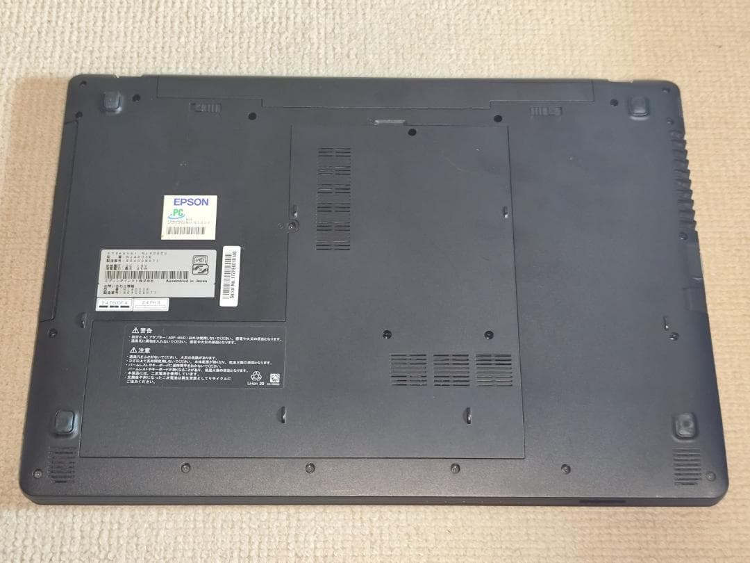EPSON Endeavor NJ4000 第6世代Ci5 SSD搭載カメラ付