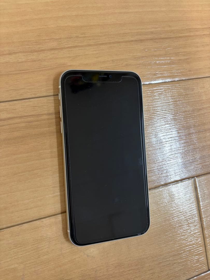 激安✨iPhone 11 256G ホワイト美品（訳アリ)