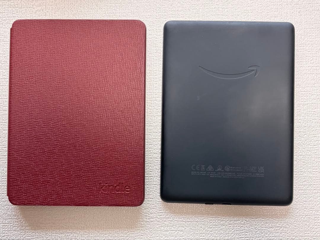 Amazon Paperwhite 6.8インチ 純正革ケース付き