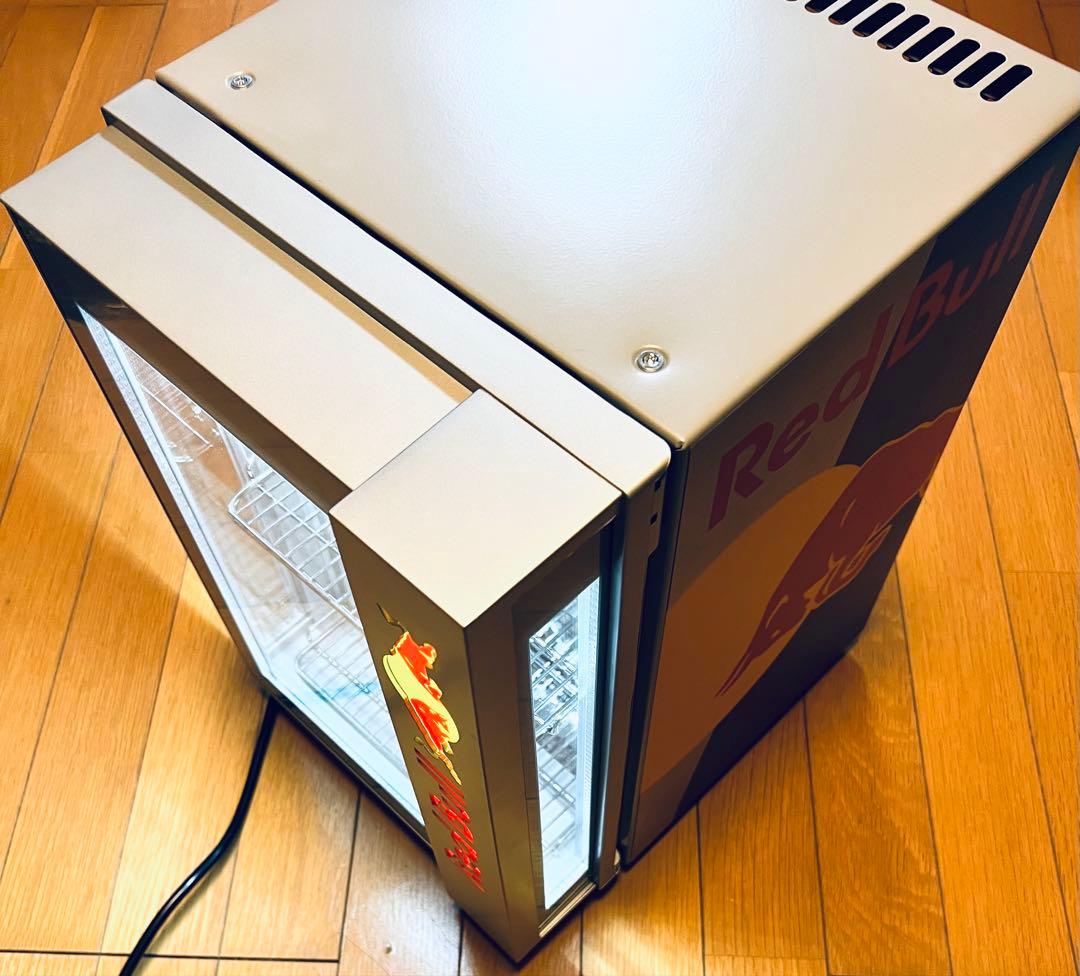 【新品未使用】 Red Bull レッドブル 卓上 冷蔵庫 ショーケース 非売品