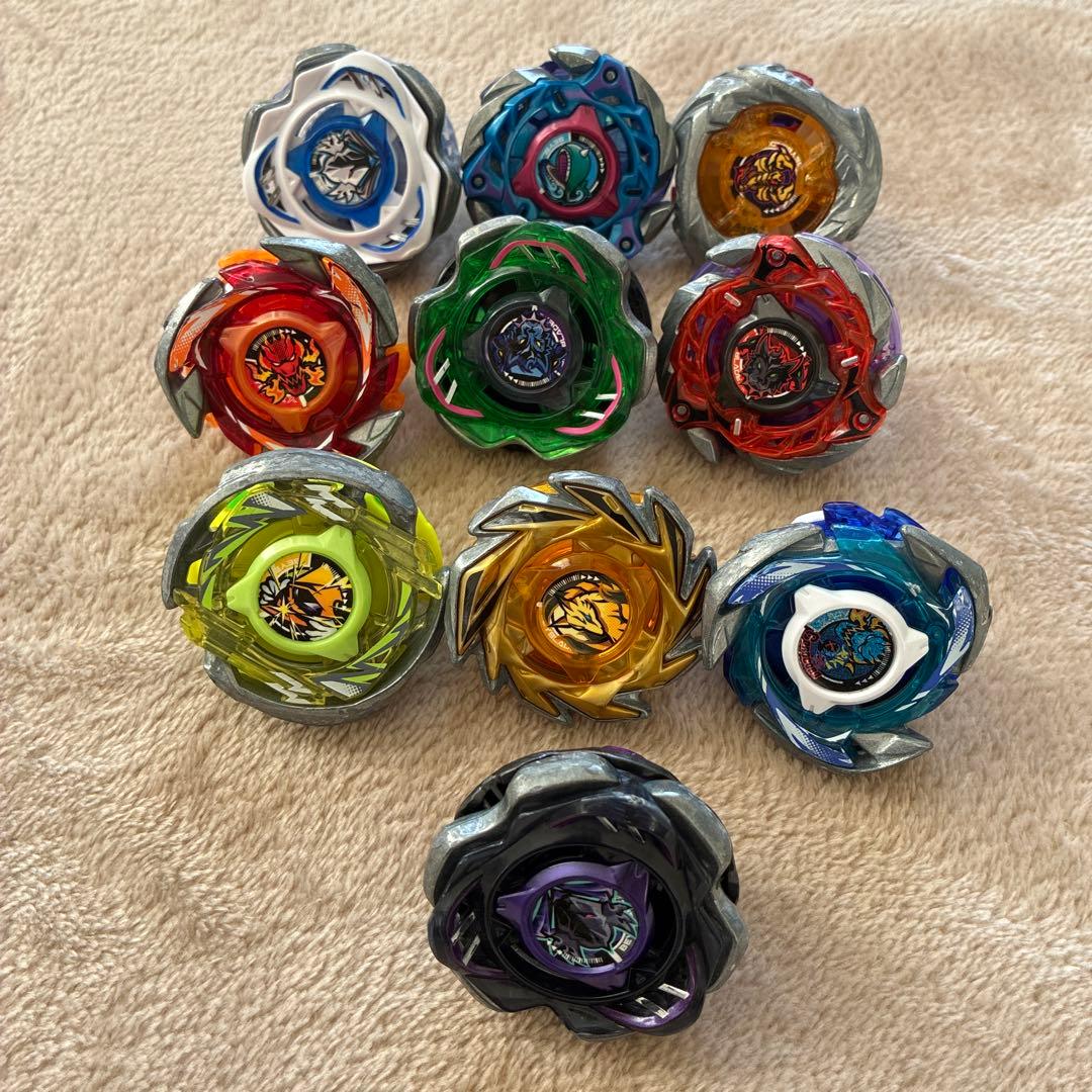 ベイブレードX スタジアム&ベイブレード10個まとめ売り