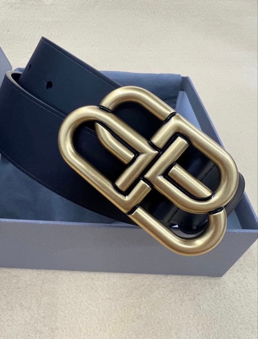 BALENCIAGA ブラック ベルト ゴールドバックル